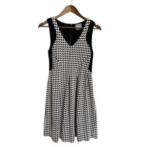 Maeve Anthropologie Dress Womens XS Black Cream Herringbone Sleeveless Fit&Flare